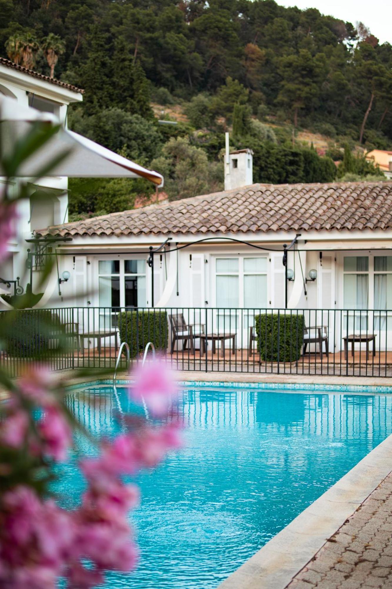 Les Vergers De Paul Hotel 4*